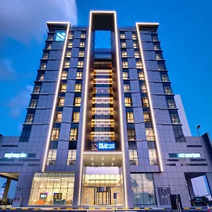Hotel The S Al Barsha, Dubái